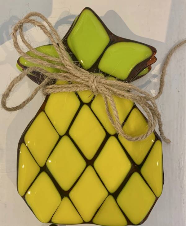 - a Sculpture by Lindsay Telling, measuring 13 x 9 cm (H x W) £40